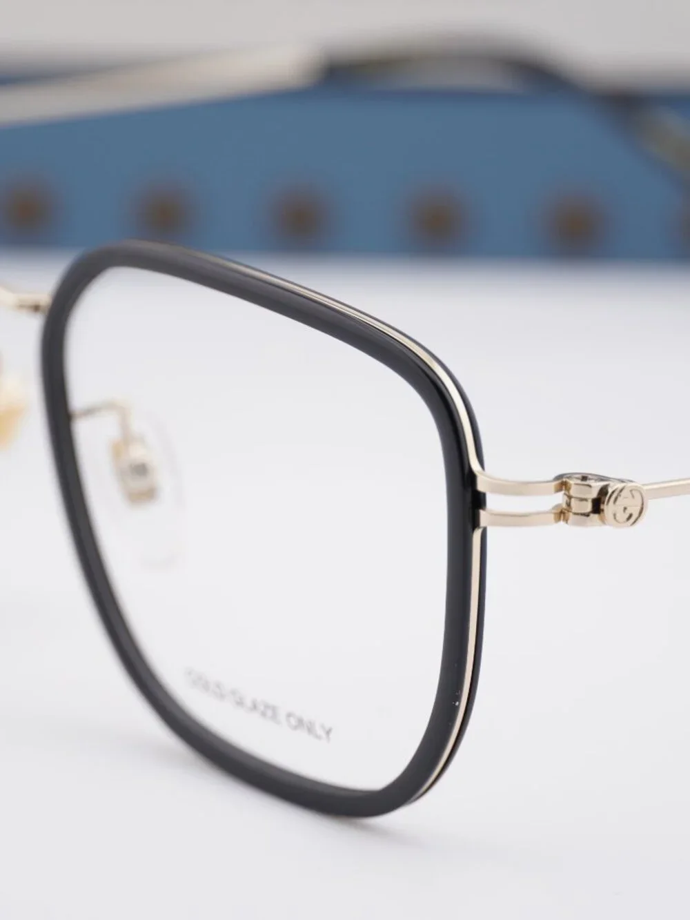 Gucci model gg1852oa